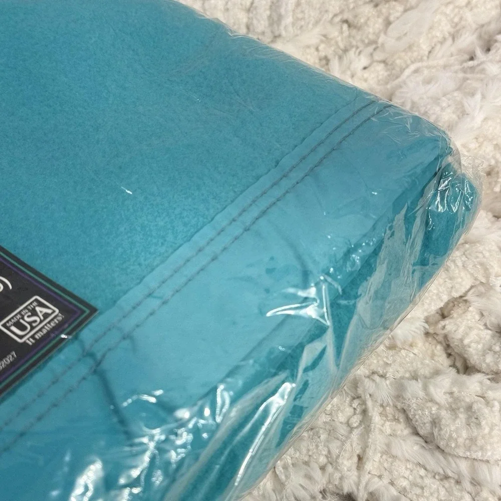 Vtg Owen Twin / Full Size Acrylic Blanket Imperial Brights Soft Fuzzy Teal 80's